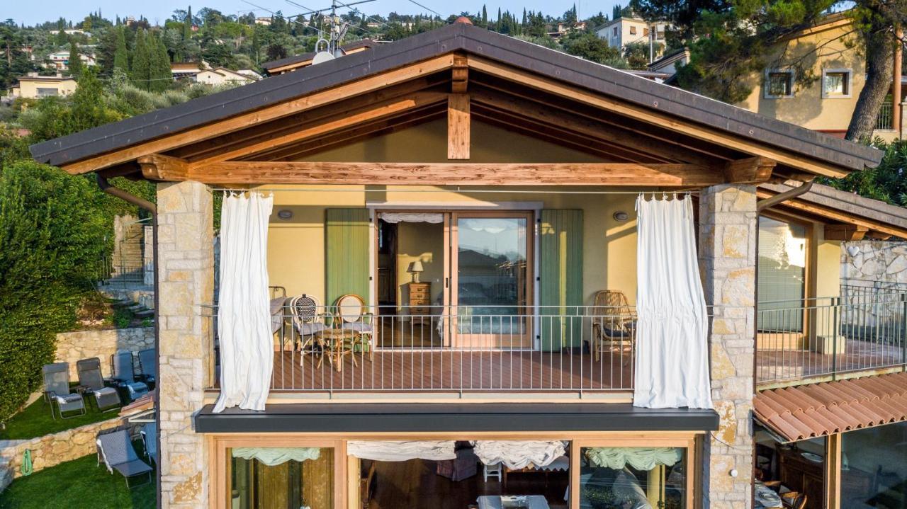 Casa Antichita Villa Torri Del Benaco Bagian luar foto