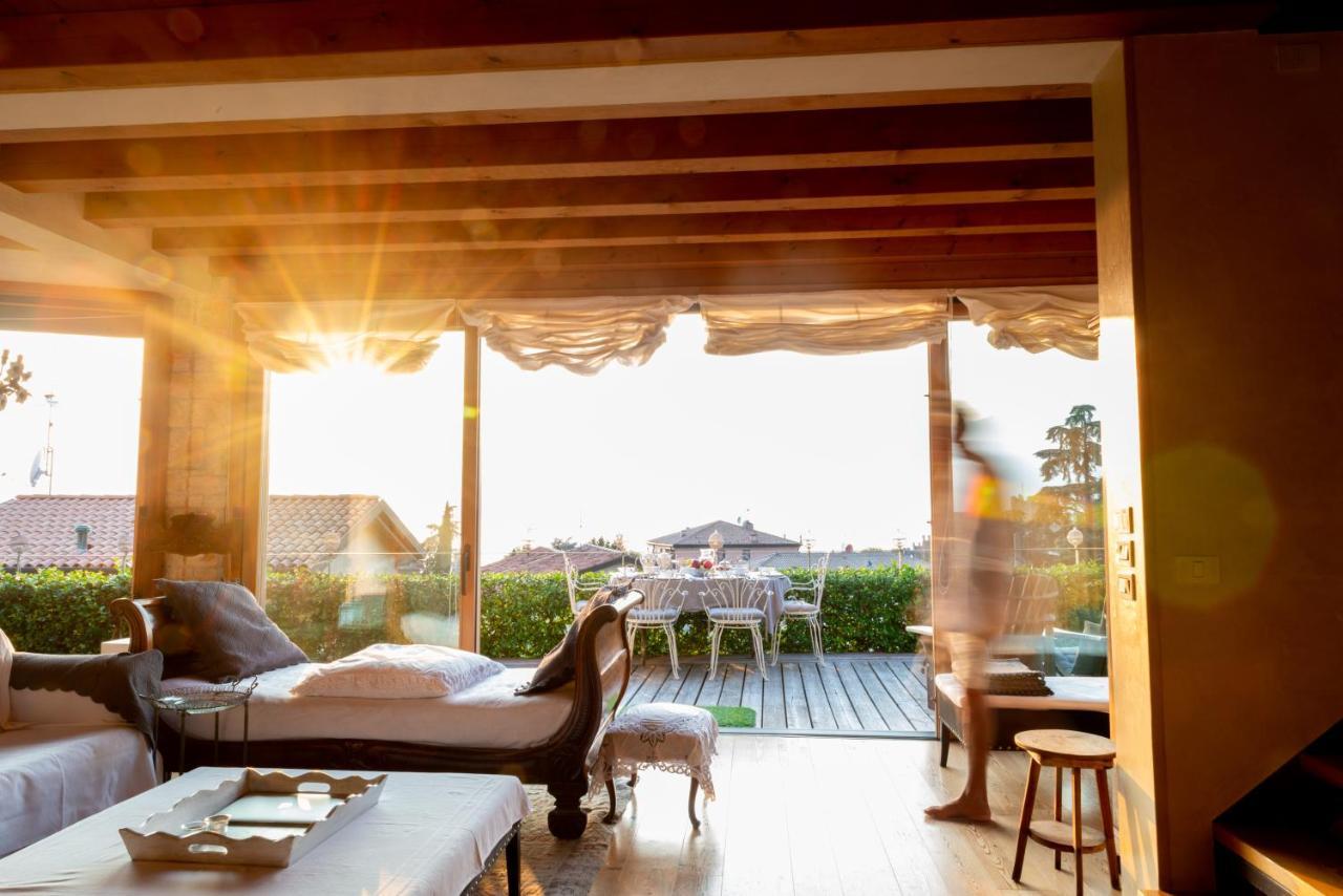 Casa Antichita Villa Torri Del Benaco Bagian luar foto