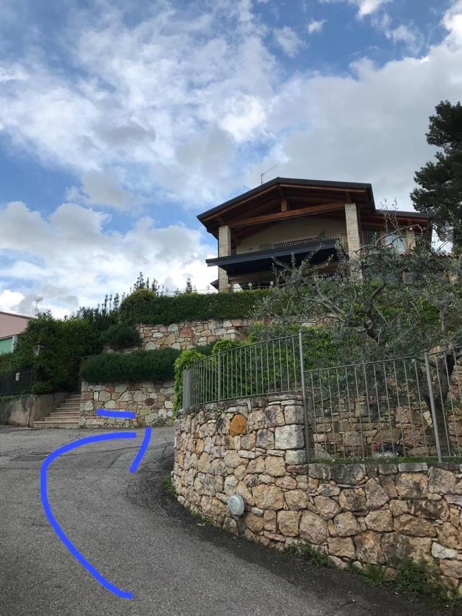 Casa Antichita Villa Torri Del Benaco Bagian luar foto